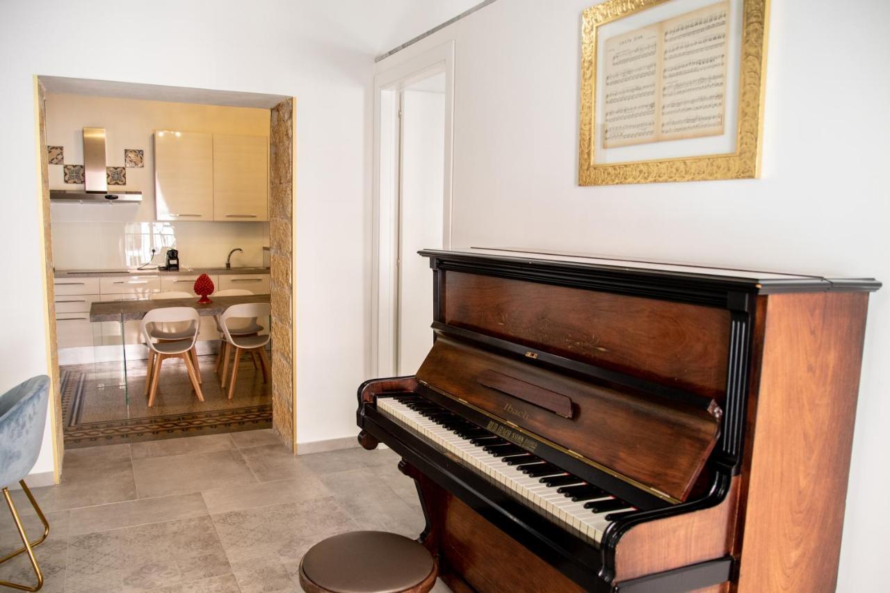 Casta Diva Luxury Apartments Палермо Екстериор снимка